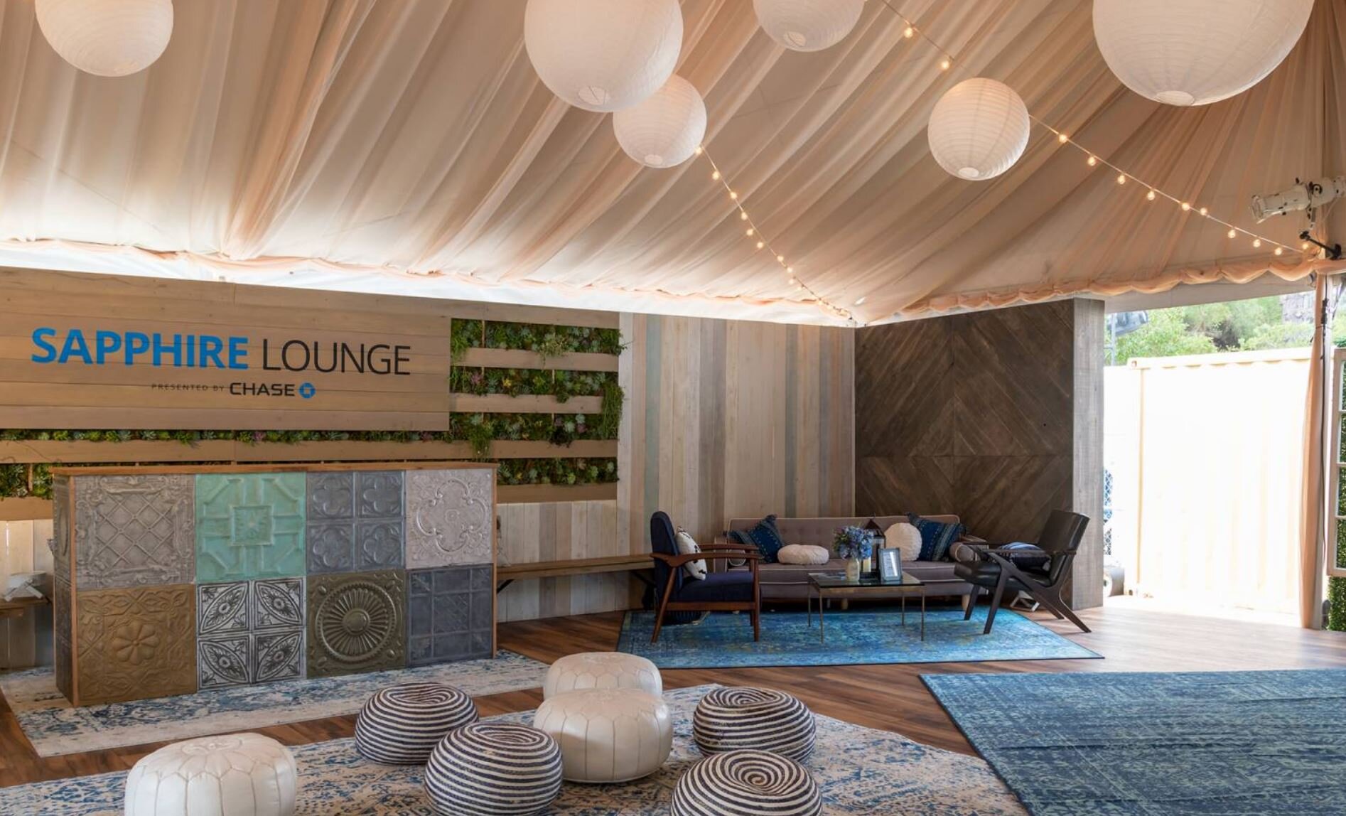 Sapphire Lounge by Chase